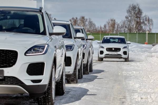 Тест-драйв Jaguar E-Pace: Кот у ворот Тест-драйв Jaguar E-Pace: Кот у ворот