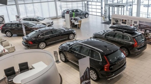 Аналитики посоветовали водителям из России поторопиться с покупкой нового авто Аналитики посоветовали водителям из России поторопиться с покупкой нового авто