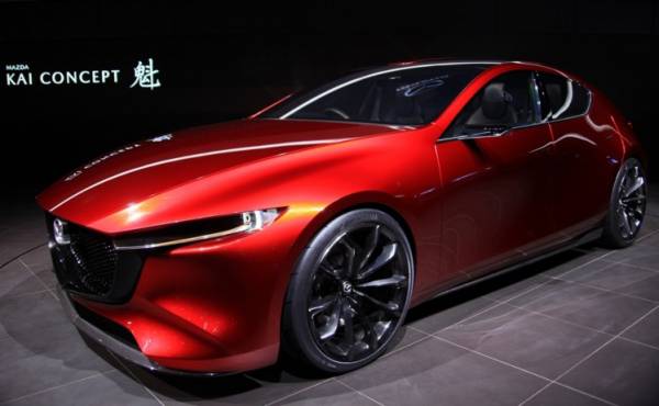 Тест-драйв Mazda 3: Луноликая Тест-драйв Mazda 3: Луноликая