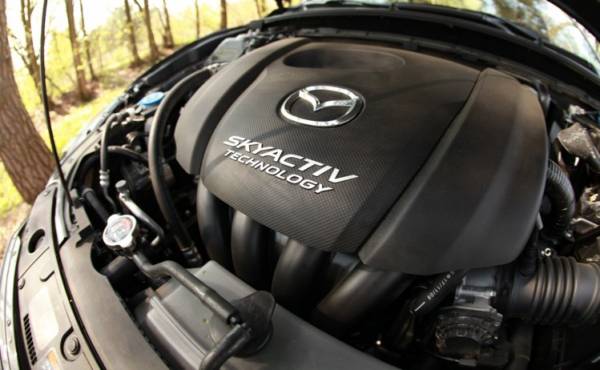 Тест-драйв Mazda 3: Луноликая Тест-драйв Mazda 3: Луноликая