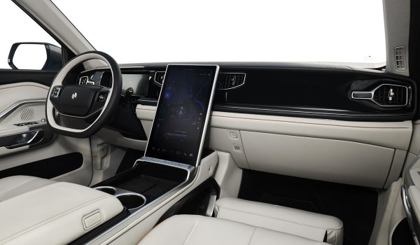 Кроссовер Niutron NV: последователь электроскутеров