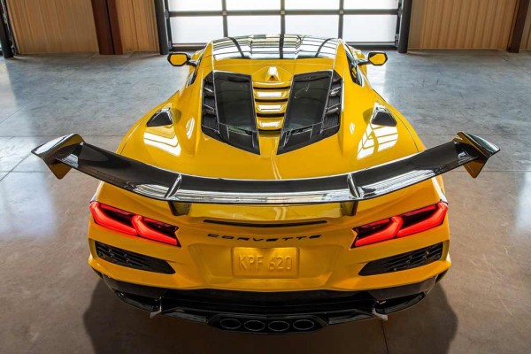 Новый Chevrolet Corvette ZR1 C8 оказался мощнее гиперкара Bugatti Veyron Новый Chevrolet Corvette ZR1 C8 оказался мощнее гиперкара Bugatti Veyron