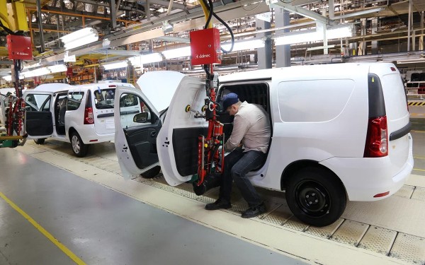 Не исчез и стал российским: 5 фактов о Lada Largus
Не исчез и стал российским: 5 фактов о Lada Largus