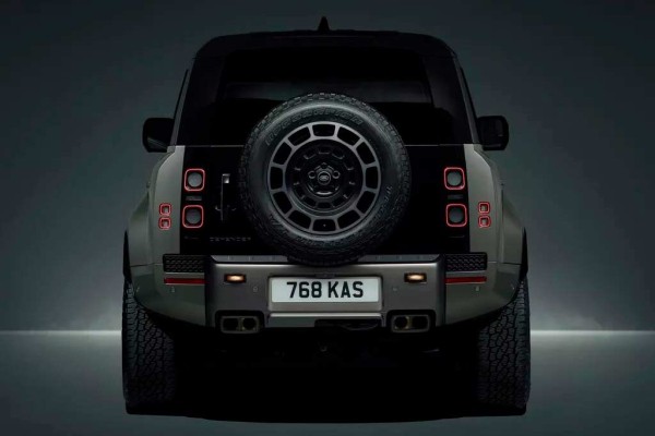 Представлен топовый 635-сильный внедорожник Land Rover Defender Octa Представлен топовый 635-сильный внедорожник Land Rover Defender Octa