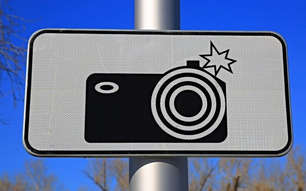 
            Камеры готовы ловить машины без ОСАГО. Когда начнут приходить штрафы
        