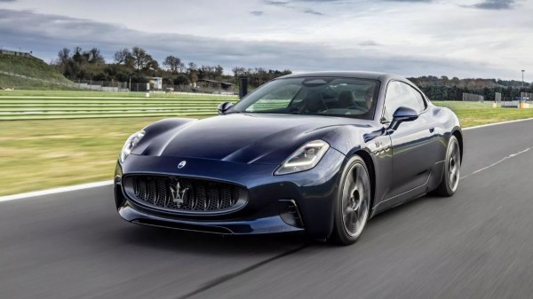 Концерн Stellantis начал сокращения в американском подразделении Концерн Stellantis начал сокращения в американском подразделении