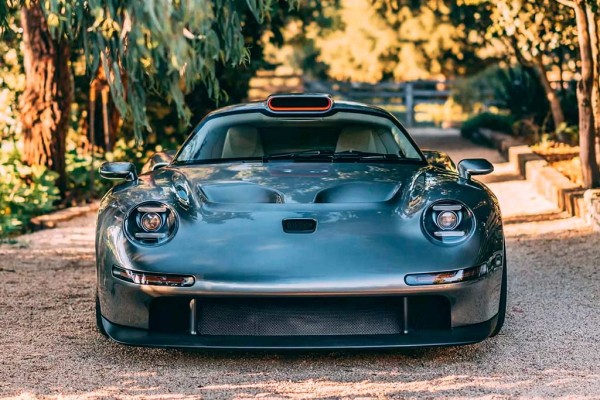 Британцы представили спорткар Tuthill GT One в стиле классического Porsche 911 GT1 Британцы представили спорткар Tuthill GT One в стиле классического Porsche 911 GT1