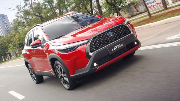 В Бразилии покупателям предложена бронированная Toyota Corolla В Бразилии покупателям предложена бронированная Toyota Corolla