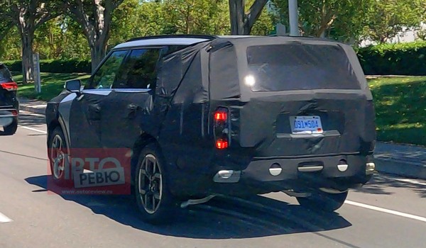 Кроссовер Kia Telluride второго поколения замечен на испытаниях Кроссовер Kia Telluride второго поколения замечен на испытаниях