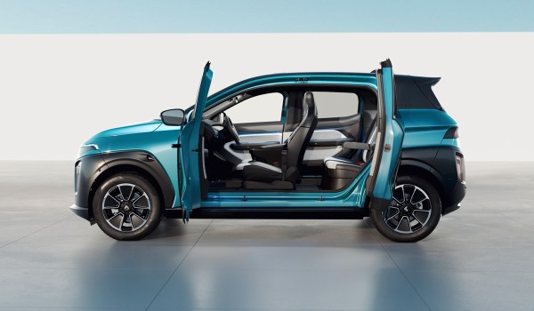 Электромобиль Атом: подробности о кузове и дверях Электромобиль Атом: подробности о кузове и дверях