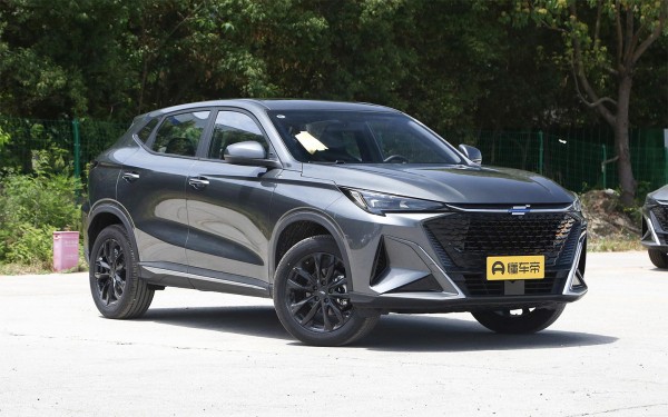 «Руль китайский»: что известно про новые автомобили Volga
«Руль китайский»: что известно про новые автомобили Volga