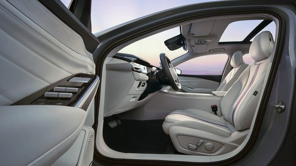 Седан Geely Preface в России: теперь официально Седан Geely Preface в России: теперь официально