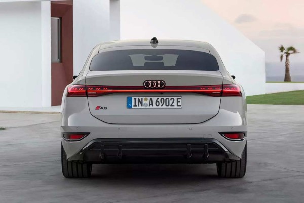 Немцы представили электрические лифтбек и универсал Audi A6 e-tron Немцы представили электрические лифтбек и универсал Audi A6 e-tron