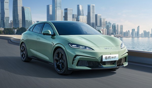 Хэтчбек BYD Seal 06 GT: дебют под новым именем Хэтчбек BYD Seal 06 GT: дебют под новым именем
