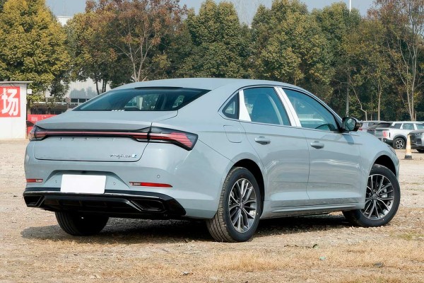 Обновленный седан Geely Preface 2024 вскоре появится на российском рынке Обновленный седан Geely Preface 2024 вскоре появится на российском рынке