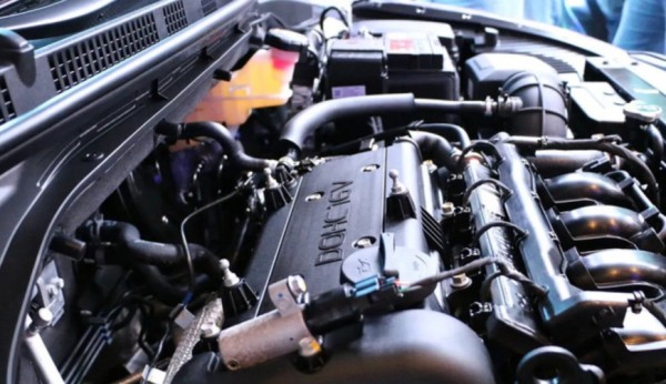 Эксперт рассказал, как очистить двигатель автомобиля, не разбирая его Эксперт рассказал, как очистить двигатель автомобиля, не разбирая его