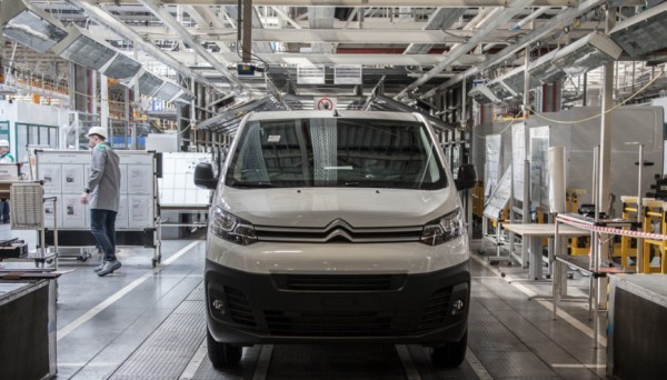 Губернатор посоветовал французам обижаться на себя из-за производства Citroen под Калугой Губернатор посоветовал французам обижаться на себя из-за производства Citroen под Калугой