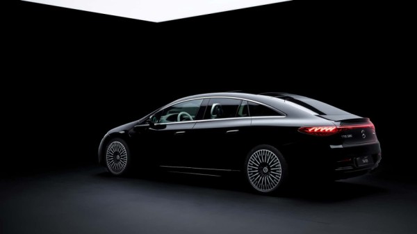 Mercedes готовится к продажам электрического аналога S-class Mercedes готовится к продажам электрического аналога S-class