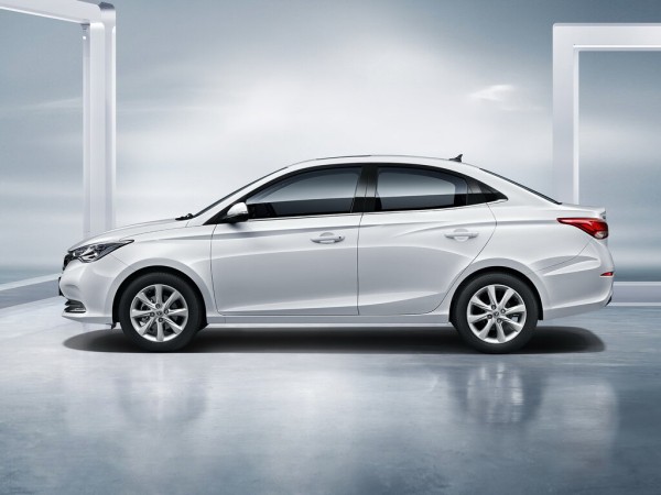 Стало известно, сколько тратят на свой седан владельцы нового Changan Alsvin Стало известно, сколько тратят на свой седан владельцы нового Changan Alsvin