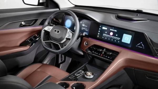 В Москве представили новую модель «Москвича» В Москве представили новую модель «Москвича»