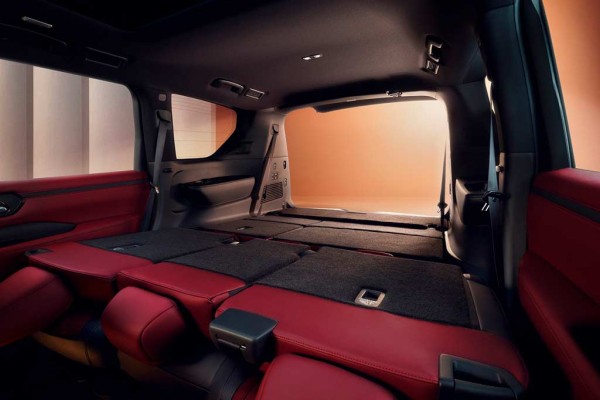 Японцы представили большой внедорожник Nissan Patrol 2025 нового поколения Японцы представили большой внедорожник Nissan Patrol 2025 нового поколения