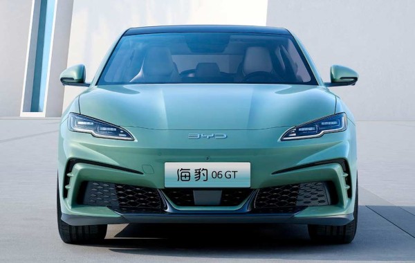 В Поднебесной представлен электрический хэтчбек BYD Seal 06 GT В Поднебесной представлен электрический хэтчбек BYD Seal 06 GT