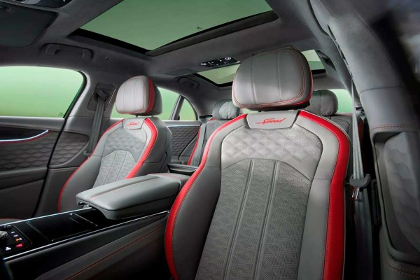 Bentley Flying Spur 2025 сохранил прежний кузов, но получил новую силовую установку Bentley Flying Spur 2025 сохранил прежний кузов, но получил новую силовую установку