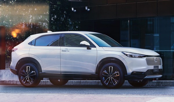 Кроссовер Honda HR-V подвергся легкому рестайлингу Кроссовер Honda HR-V подвергся легкому рестайлингу