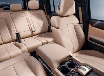 Китайцы из BYD представили большой трехрядный внедорожник Leopard 8 Китайцы из BYD представили большой трехрядный внедорожник Leopard 8