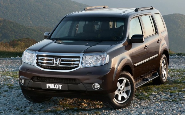 Эксперты назвали кроссоверы, способные легко проехать свыше 400 тыс. км
Эксперты назвали кроссоверы, способные легко проехать свыше 400 тыс. км