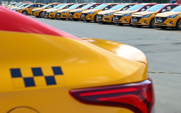 Что изменится для водителей с 1 сентября: штрафы, знаки и камеры
Что изменится для водителей с 1 сентября: штрафы, знаки и камеры