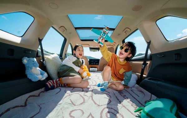 Китайцы из Seres представили трехрядный гибридный кроссовер Landian E5 Plus Китайцы из Seres представили трехрядный гибридный кроссовер Landian E5 Plus