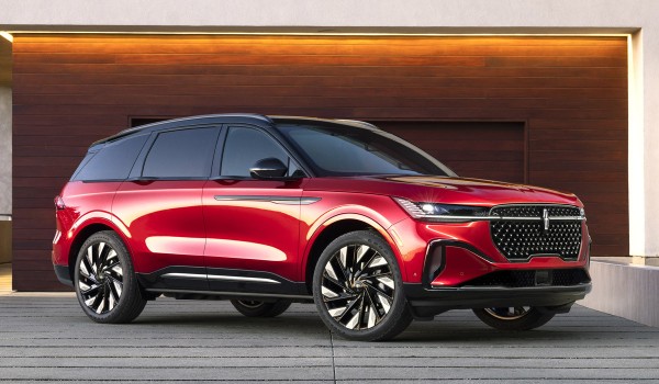 Дайджест дня: Ford Super Duty, Lincoln под угрозой и другие события индустрии Дайджест дня: Ford Super Duty, Lincoln под угрозой и другие события индустрии