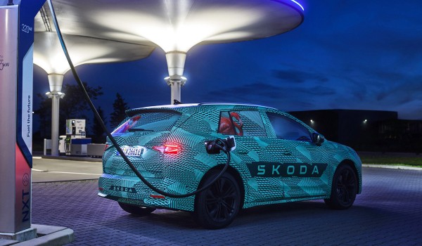 Электрический кроссовер Skoda Elroq показали на рисунках Электрический кроссовер Skoda Elroq показали на рисунках