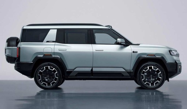 Китайцы из BYD представили большой трехрядный внедорожник Leopard 8 Китайцы из BYD представили большой трехрядный внедорожник Leopard 8