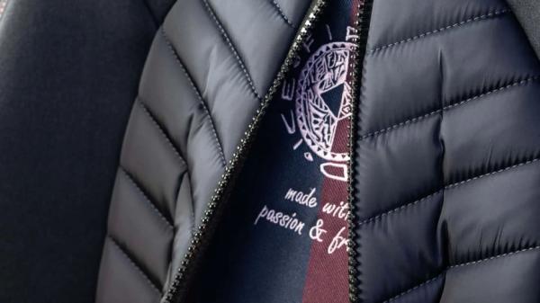 Это автокресло Volkswagen выглядит так, будто у него куртка Это автокресло Volkswagen выглядит так, будто у него куртка