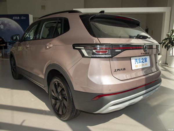 Начались продажи кроссовера Volkswagen Tharu XR за 960 тысяч рублей Начались продажи кроссовера Volkswagen Tharu XR за 960 тысяч рублей