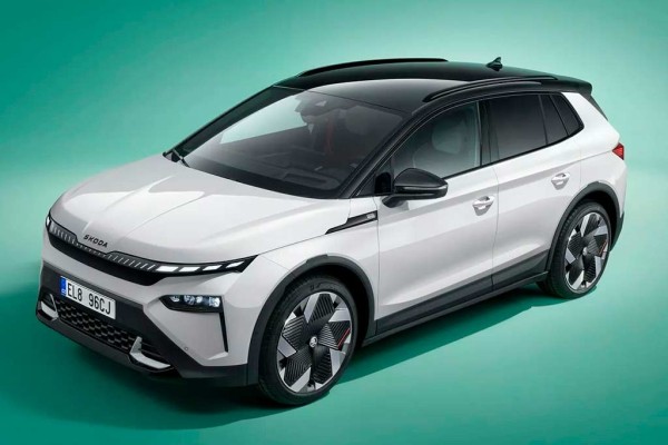 Чехи официально представили компактный электрический кроссовер Skoda Elroq