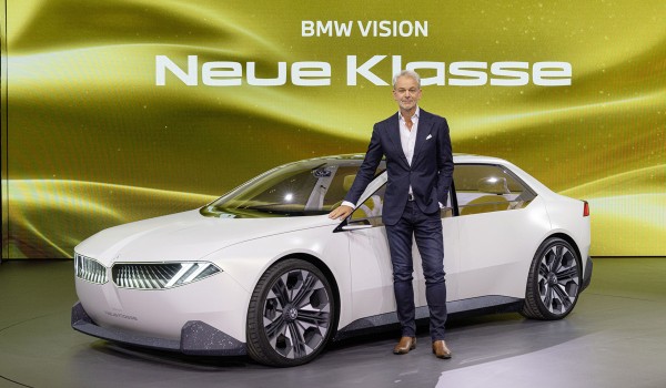 Дайджест дня: минивэн Sollers, дизайн будущих BMW и другие события индустрии Дайджест дня: минивэн Sollers, дизайн будущих BMW и другие события индустрии