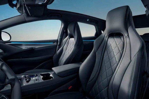 BYD представил в Париже среднеразмерный электрический кроссовер Sealion 7 BYD представил в Париже среднеразмерный электрический кроссовер Sealion 7