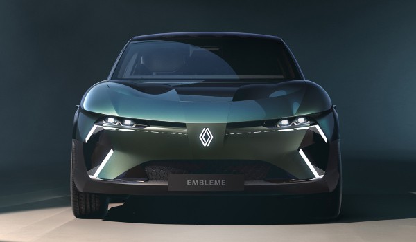 Renault Embleme: эффектный дизайн и задний привод Renault Embleme: эффектный дизайн и задний привод