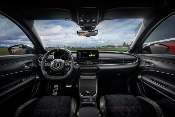 Abarth 600e: электрический паркетник оказался самым мощным автомобилем марки Abarth 600e: электрический паркетник оказался самым мощным автомобилем марки