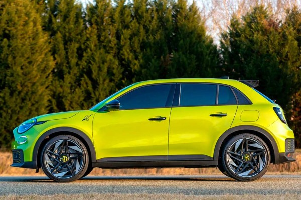 Abarth 600e: электрический паркетник оказался самым мощным автомобилем марки Abarth 600e: электрический паркетник оказался самым мощным автомобилем марки