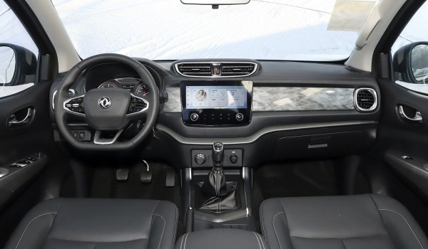 В Китае представлен утепленный пикап Dongfeng Rich 6 Pro В Китае представлен утепленный пикап Dongfeng Rich 6 Pro