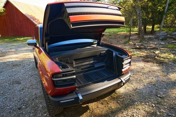 Volkswagen возродил бренд Scout и показал электрический внедорожник Traveler Volkswagen возродил бренд Scout и показал электрический внедорожник Traveler