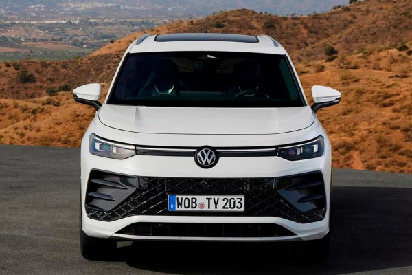 Volkswagen Tayron: удлиненный вариант Тигуана под новым именем Volkswagen Tayron: удлиненный вариант Тигуана под новым именем