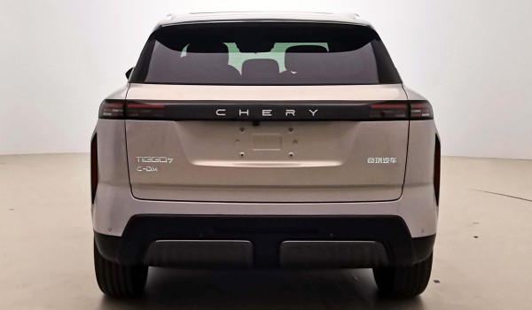 Кроссоверы Chery Tiggo 7: показаны новые варианты Кроссоверы Chery Tiggo 7: показаны новые варианты