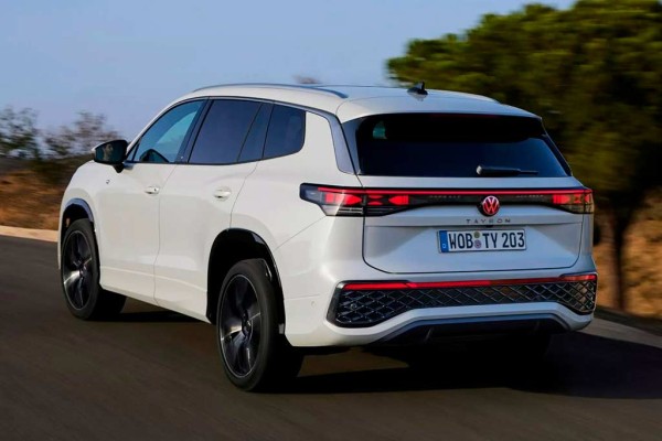 Volkswagen Tayron: удлиненный вариант Тигуана под новым именем Volkswagen Tayron: удлиненный вариант Тигуана под новым именем