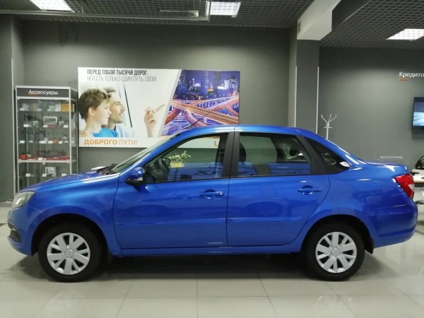 АВТОСТАТ: «Гранту» начнут красить в ярко-синий оттенок АВТОСТАТ: «Гранту» начнут красить в ярко-синий оттенок