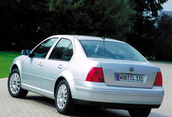 «АвтоВзгляд» назвал плюсы и минусы Volkswagen Bora за 250 000 рублей «АвтоВзгляд» назвал плюсы и минусы Volkswagen Bora за 250 000 рублей